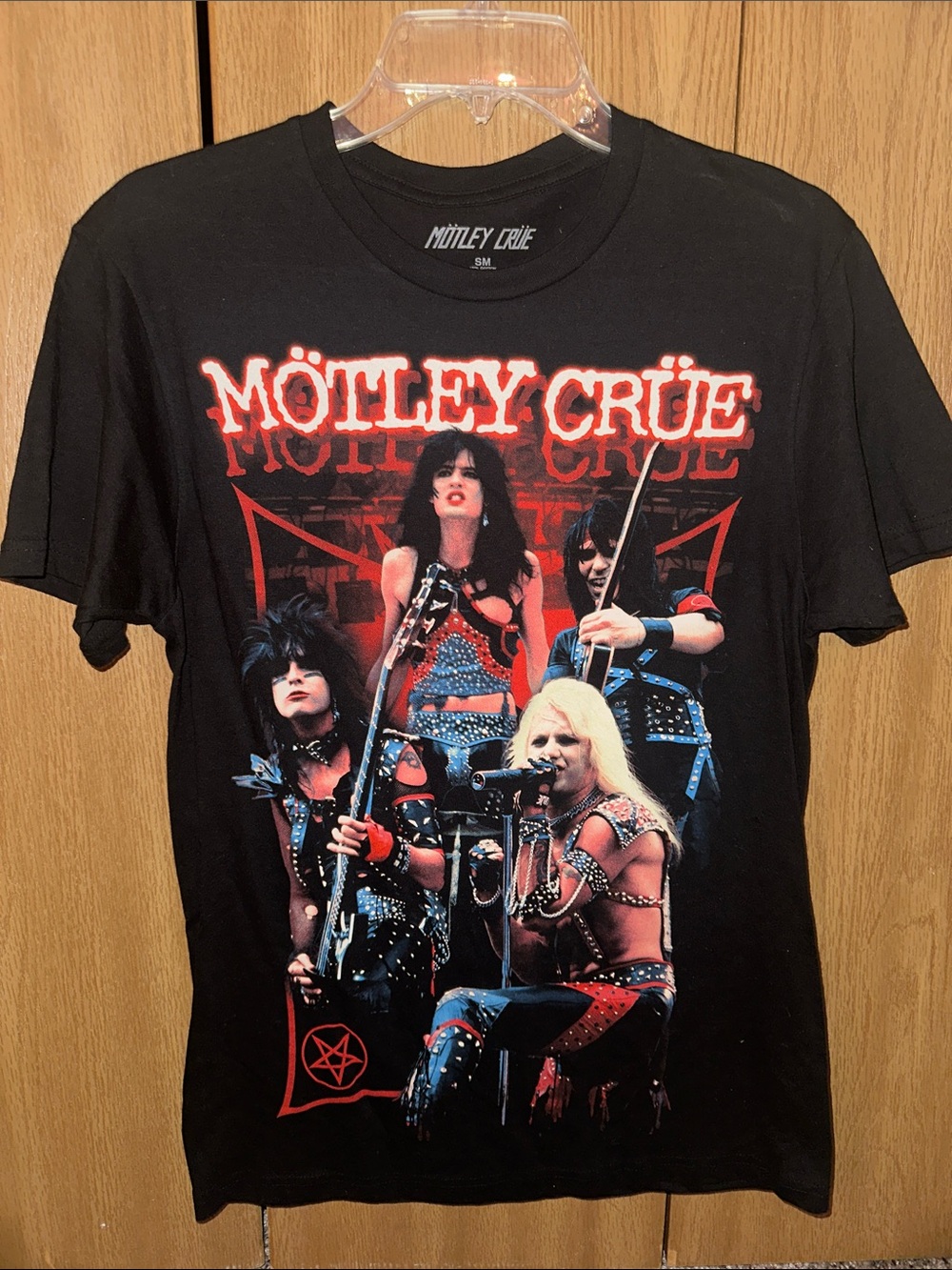 Mötley Crüe T shirt